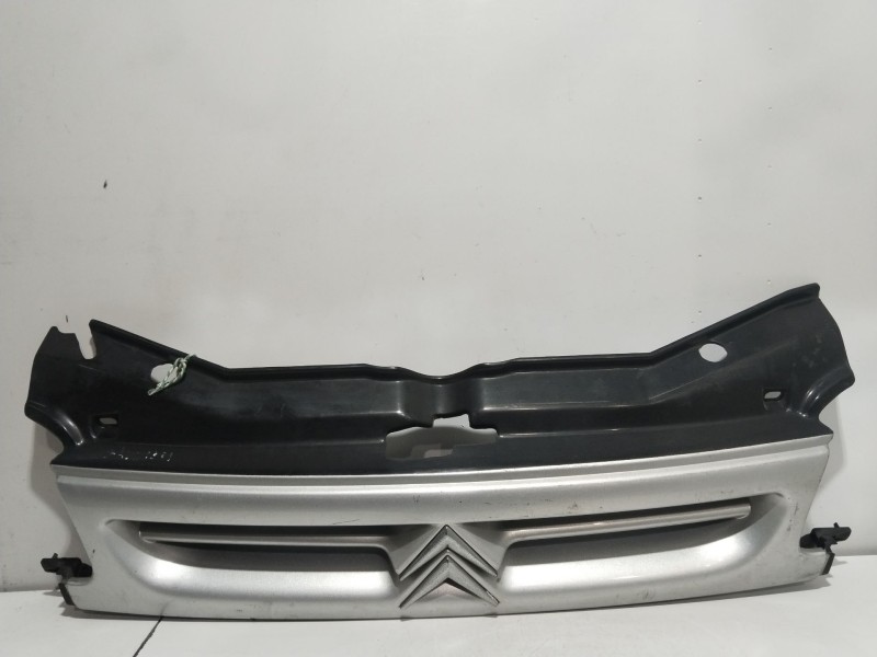 Recambio de rejilla delantera para citroën berlingo 1.9 600 d furg. referencia OEM IAM 7804J4  