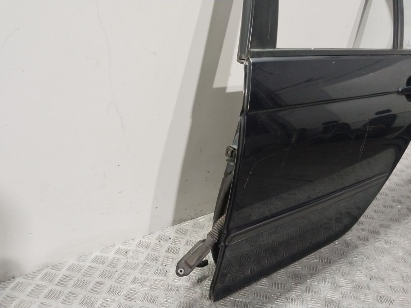 Recambio de puerta trasera izquierda para bmw serie 3 berlina (e46) 320d edition advance referencia OEM IAM  AZUL  Recambio de puerta trasera izquierda para bmw serie 3 berlina (e46) 320d edition advance referencia OEM IAM  AZUL