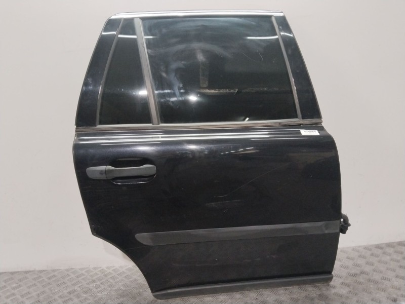 Recambio de puerta trasera derecha para volvo xc90 i (275) d5 awd referencia OEM IAM 31385359  