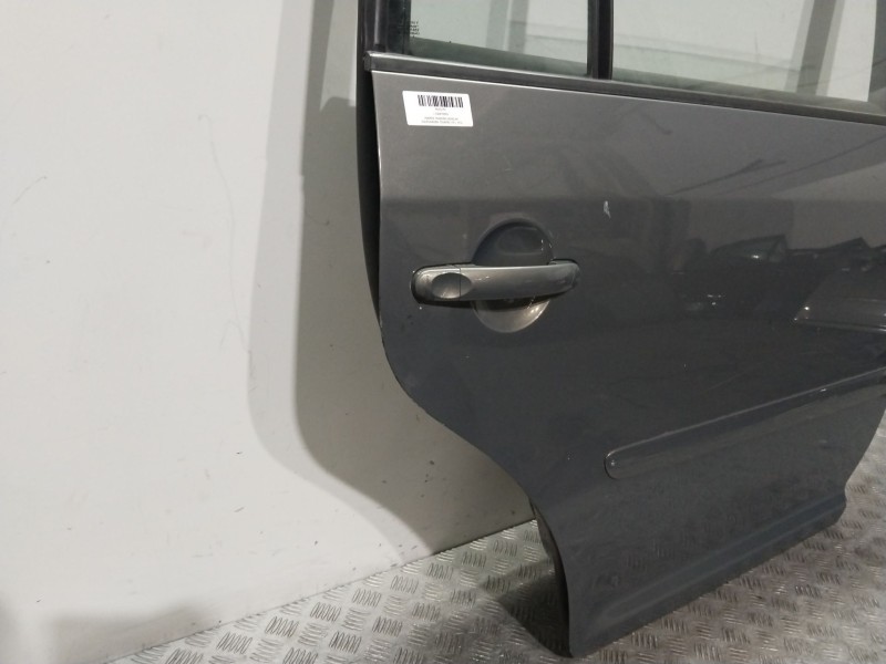 Recambio de puerta trasera derecha para volkswagen touran (1t1, 1t2) 2.0 tdi referencia OEM IAM 1T0833056S  