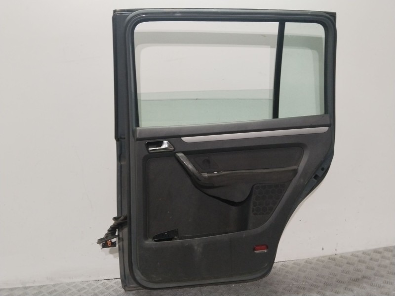 Recambio de puerta trasera derecha para volkswagen touran (1t1, 1t2) 2.0 tdi referencia OEM IAM 1T0833056S  