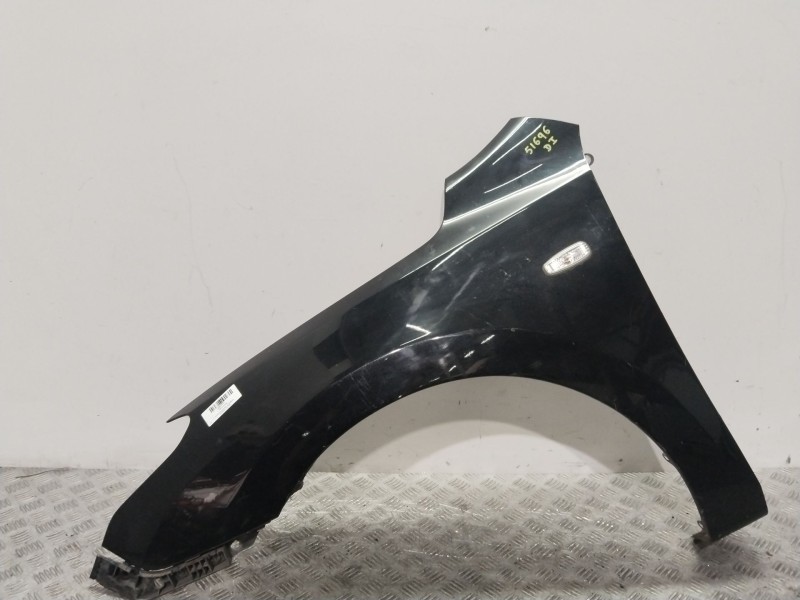 Recambio de aleta delantera izquierda para hyundai i30 (fd) 1.4 referencia OEM IAM 663112R030  