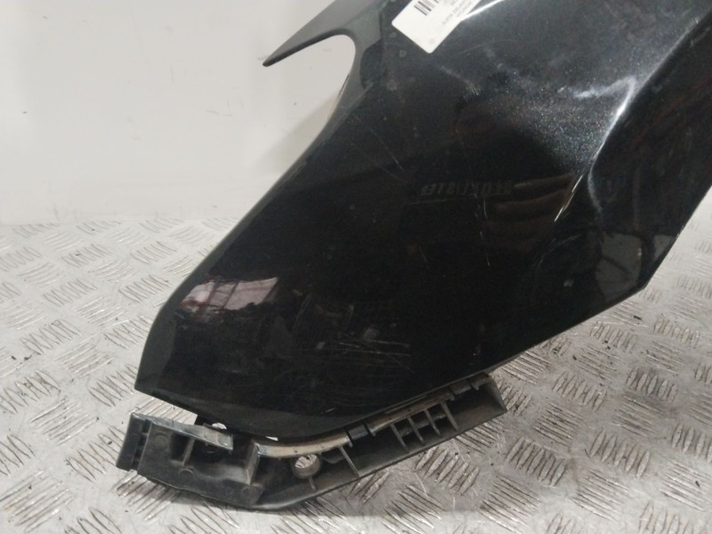Recambio de aleta delantera izquierda para hyundai i30 (fd) 1.4 referencia OEM IAM 663112R030  