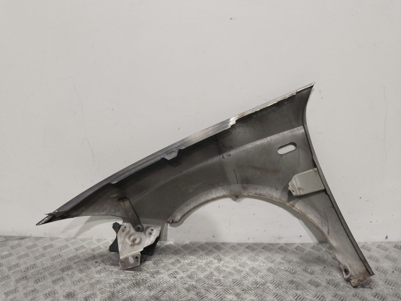 Recambio de aleta delantera derecha para seat altea (5p1) 1.9 tdi referencia OEM IAM 5P0821022A  