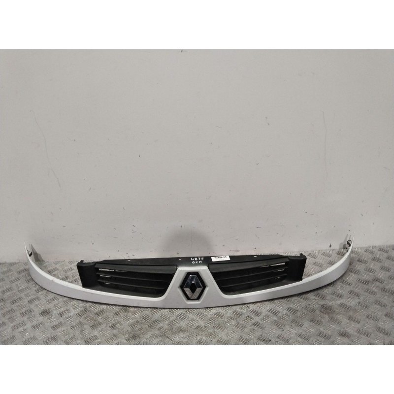 Recambio de rejilla delantera para renault kangoo express (fc0/1_) 1.5 dci (fc1e) referencia OEM IAM 7701062876  