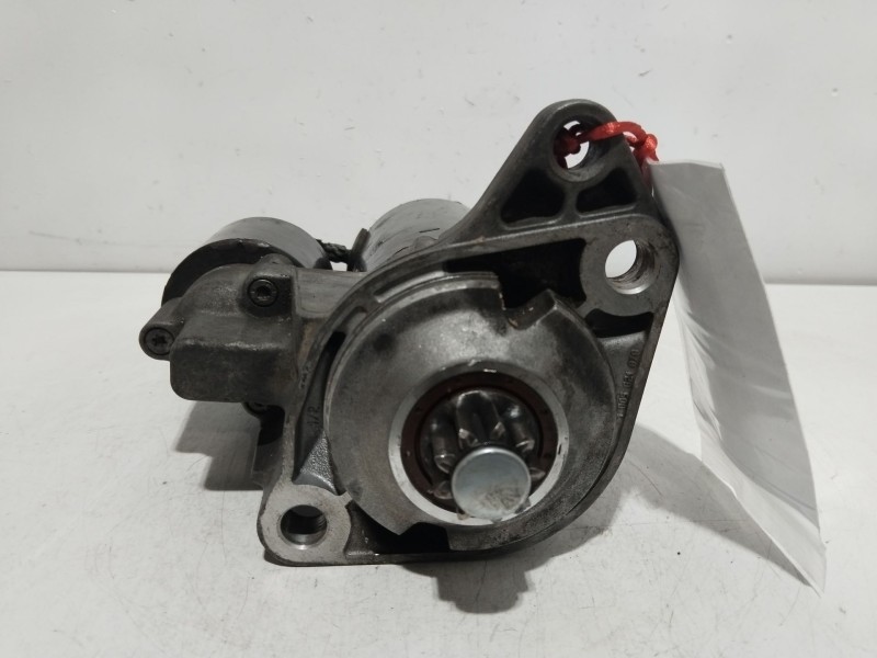 Recambio de motor arranque para volkswagen golf iv (1j1) 1.6 16v referencia OEM IAM 0001121006  