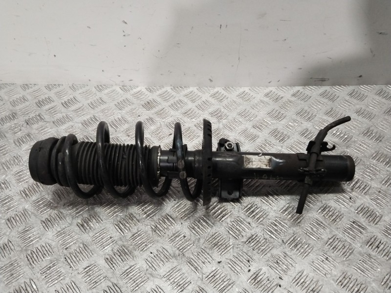 Recambio de amortiguador delantero derecho para seat toledo (kg3) style referencia OEM IAM 6R0413031AB  