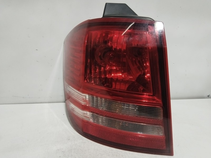 Recambio de piloto trasero izquierdo para dodge journey 2.0 crd referencia OEM IAM 05067785AB   Recambio de piloto trasero izquierdo para dodge journey 2.0 crd referencia OEM IAM 05067785AB