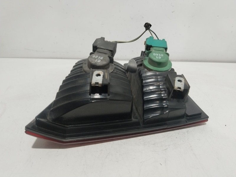 Recambio de piloto porton trasero derecho para dodge journey 2.0 crd referencia OEM IAM 04806368AB   Recambio de piloto porton trasero derecho para dodge journey 2.0 crd referencia OEM IAM 04806368AB