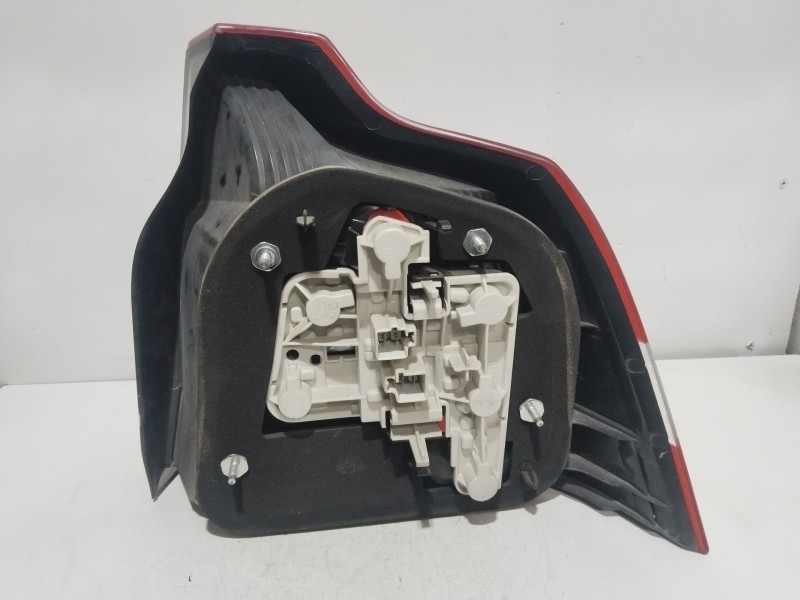 Recambio de piloto trasero izquierdo para volvo s40 ii (544) 2.0 d referencia OEM IAM 30698347  