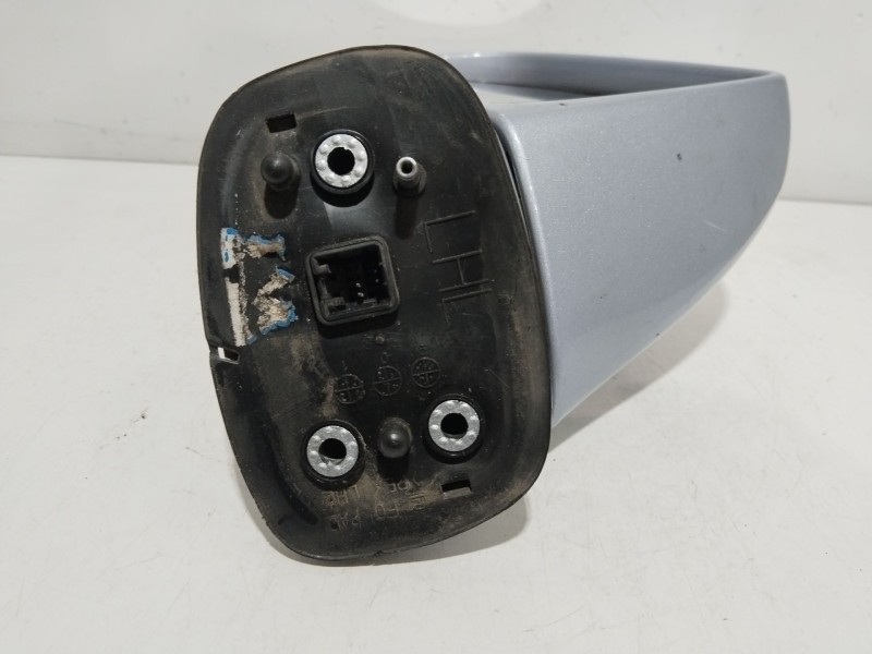 Recambio de retrovisor izquierdo para hyundai trajet (fo) 2.0 gls referencia OEM IAM E4012135  