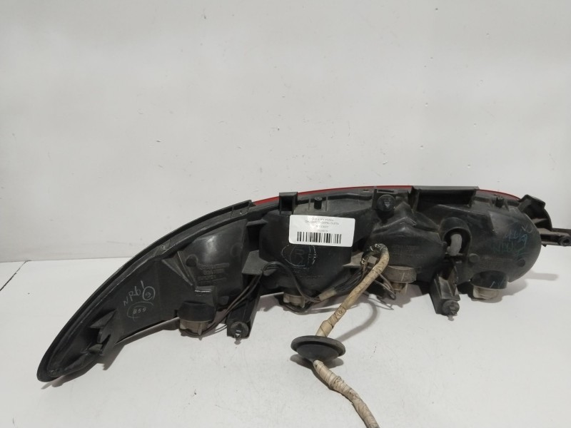 Recambio de piloto trasero derecho para mazda mx-3 (ec) referencia OEM IAM 22061376  