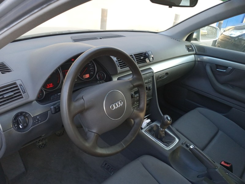 audi a4 b6 (8e2) del año 2001