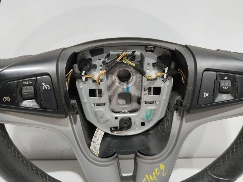 Recambio de volante para chevrolet cruze hatchback (j305) 1.7 d referencia OEM IAM 95227506  