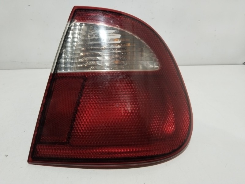 Recambio de piloto trasero derecho para seat cordoba berlina (6k2) stella referencia OEM IAM 6K5945112F  