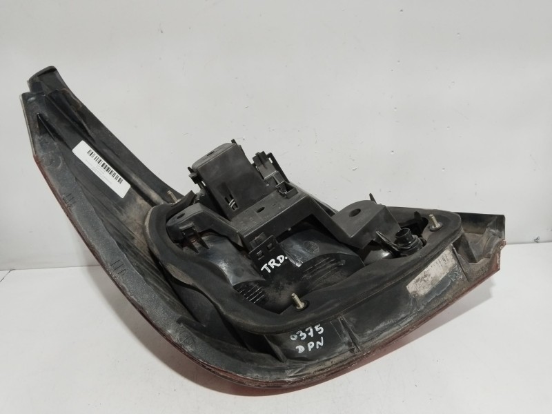 Recambio de piloto trasero derecho para bmw 5 (e60) 525 d referencia OEM IAM 7165738  