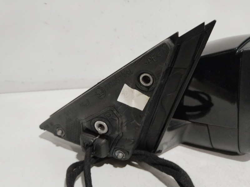 Recambio de retrovisor derecho para skoda superb iii (3v3) 2.0 tdi referencia OEM IAM 3V0857934  ELECTRICO