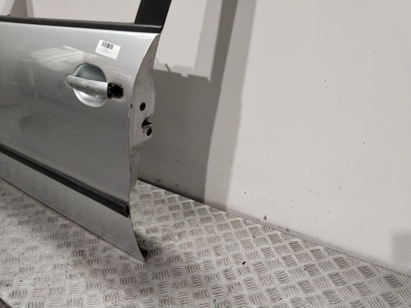 Recambio de puerta delantera izquierda para seat leon (1m1) 1.6 16 v referencia OEM IAM 1M0831055M  PLATA