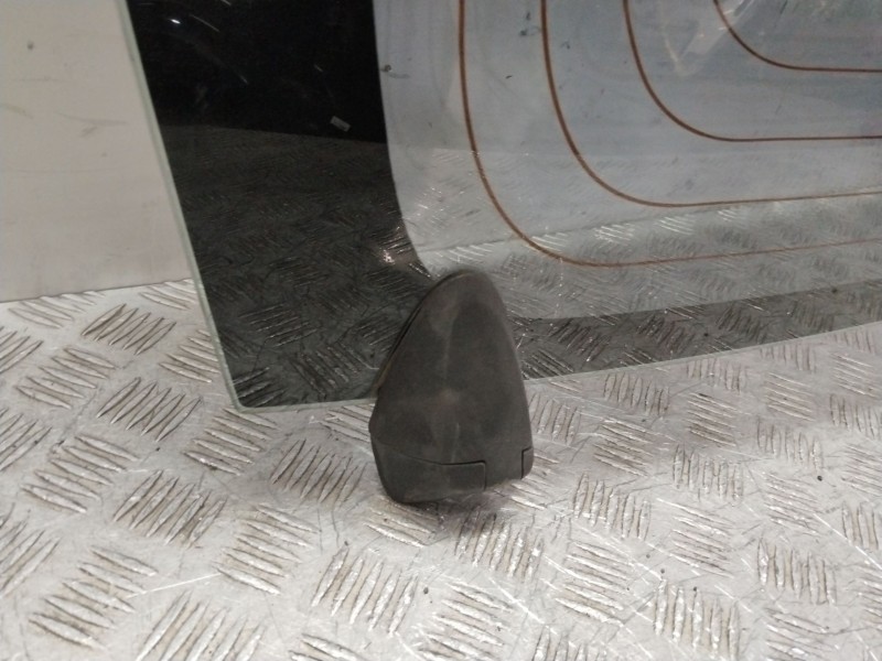 Recambio de porton trasero para peugeot 107 (pm_, pn_) 1.0 referencia OEM IAM 8744W1  