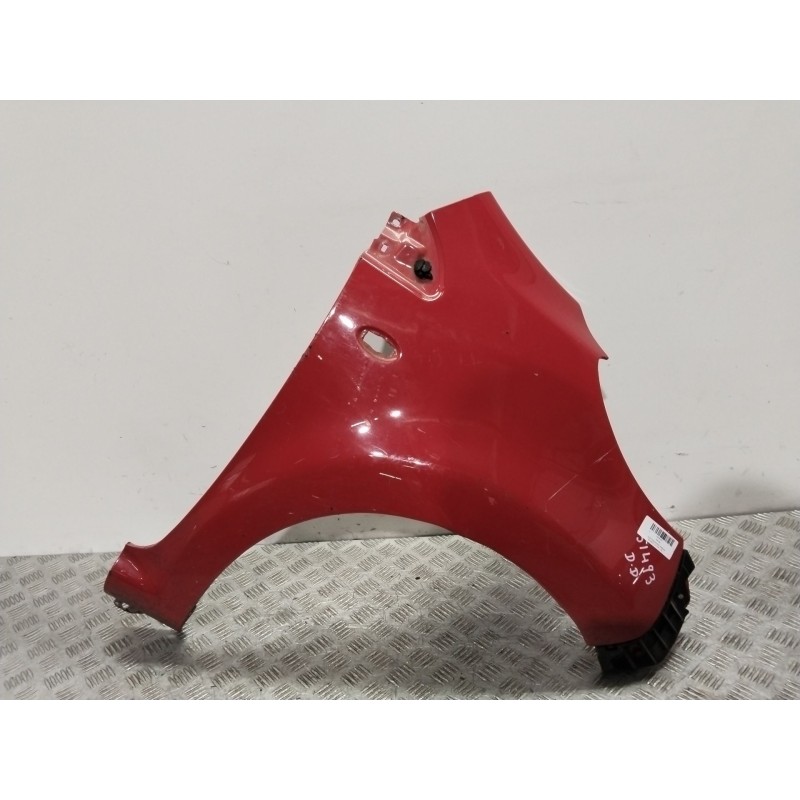 Recambio de aleta delantera derecha para peugeot 107 (pm_, pn_) 1.0 referencia OEM IAM 7841S8  