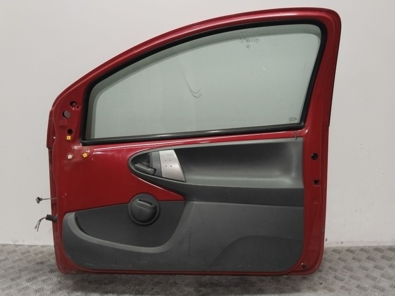 Recambio de puerta delantera derecha para peugeot 107 (pm_, pn_) 1.0 referencia OEM IAM 9004X1  
