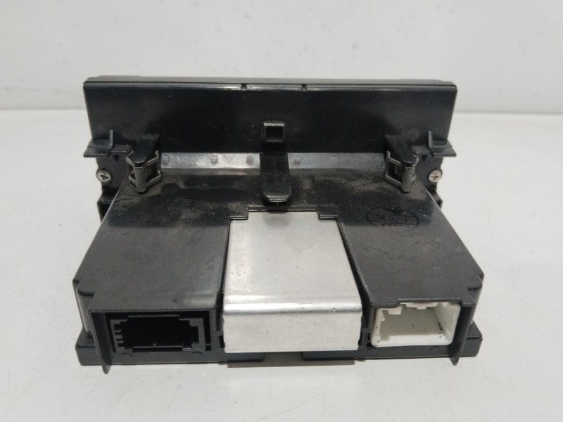 Recambio de pantalla multifuncion para volvo s40 ii (544) 2.0 d referencia OEM IAM 8696495  