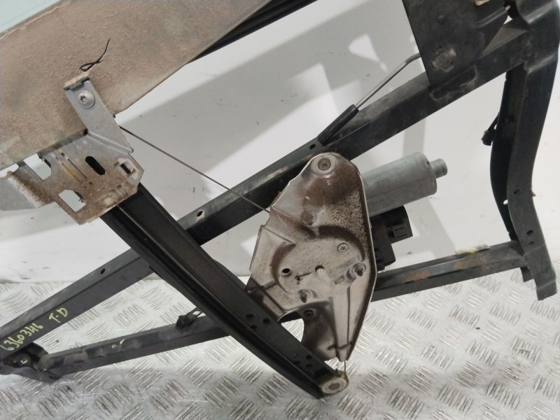 Recambio de elevalunas trasero derecho para audi a6 c5 (4b2, 4b4) 2.4 referencia OEM IAM   