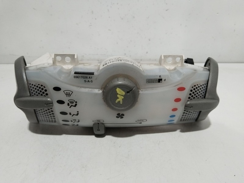 Recambio de mando calefaccion / aire acondicionado para peugeot 107 (pm_, pn_) 1.0 referencia OEM IAM 559000H040  