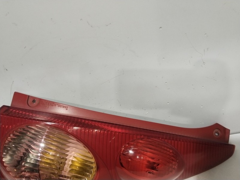 Recambio de piloto trasero derecho para peugeot 107 (pm_, pn_) 1.0 referencia OEM IAM 6351X6  