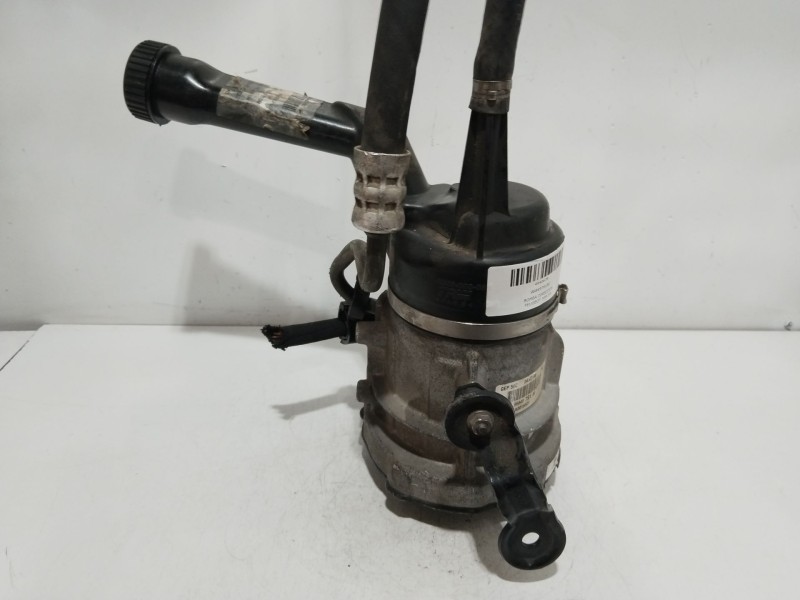 Recambio de bomba direccion para peugeot 308 sw sport referencia OEM IAM 9684979180  