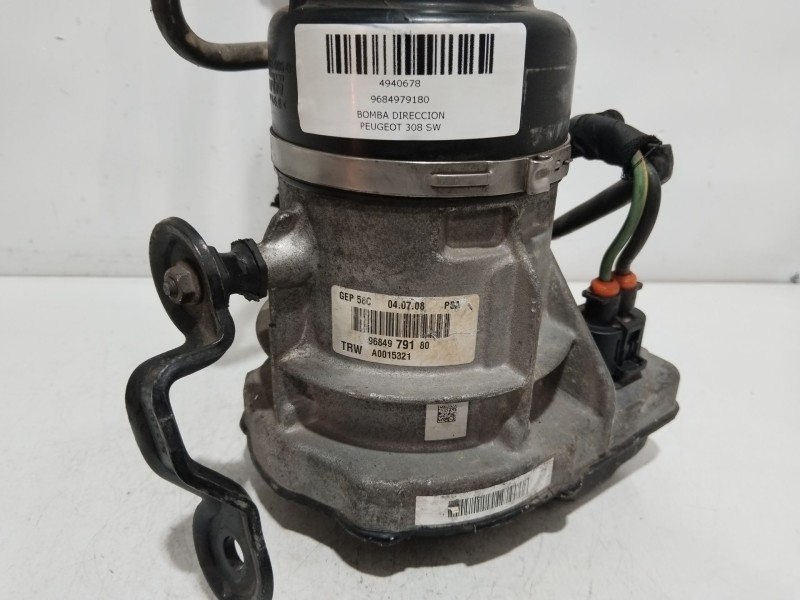 Recambio de bomba direccion para peugeot 308 sw sport referencia OEM IAM 9684979180  