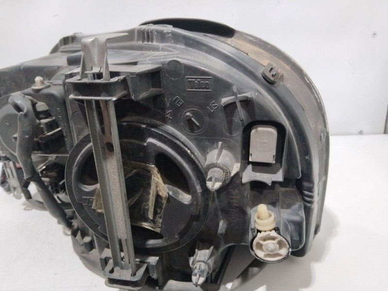 Recambio de faro derecho para volvo xc90 i (275) d5 awd referencia OEM IAM 30744008  