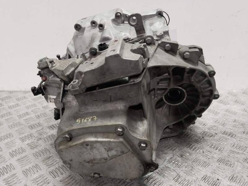 Recambio de caja cambios para peugeot 3008 confort referencia OEM IAM 20EA59  