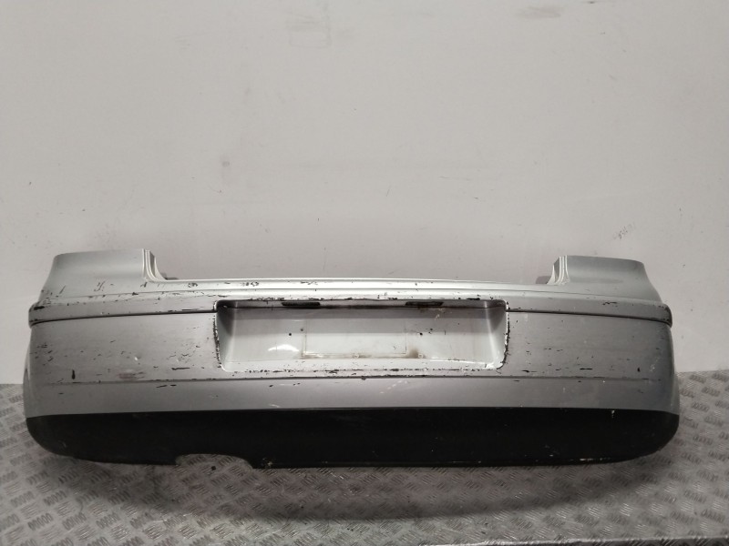 Recambio de paragolpes trasero para volkswagen polo (9n1) highline referencia OEM IAM 6Q6807521  