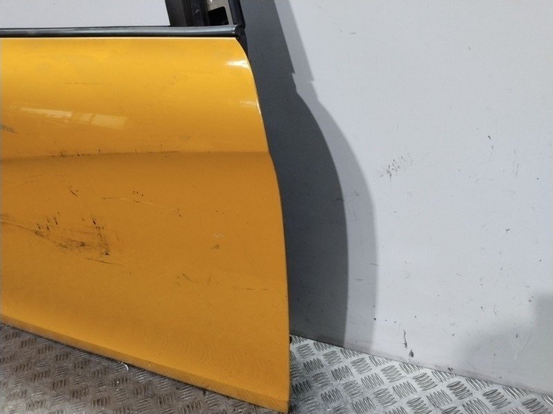 Recambio de puerta delantera derecha para seat altea xl (5p5) reference referencia OEM IAM 5P0831056A AMARILLA 