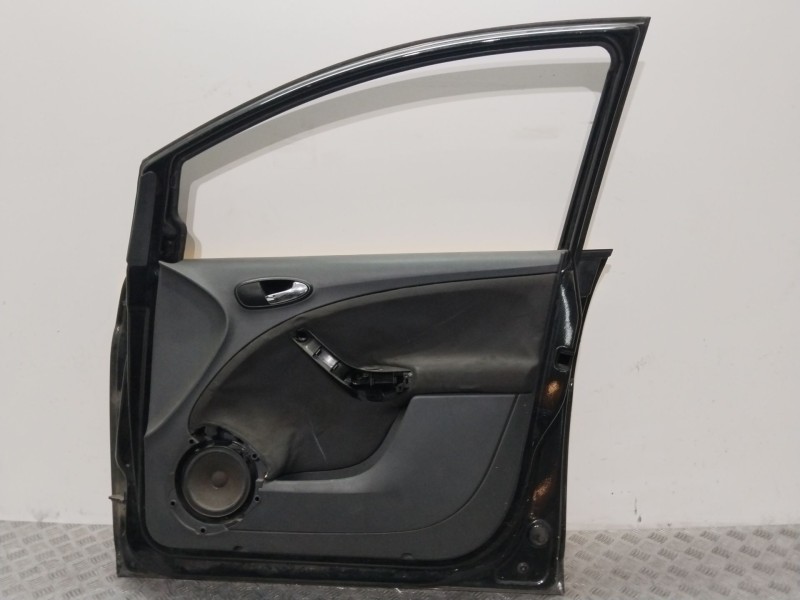 Recambio de puerta delantera derecha para seat altea xl (5p5) reference referencia OEM IAM 5P0831056A AMARILLA 