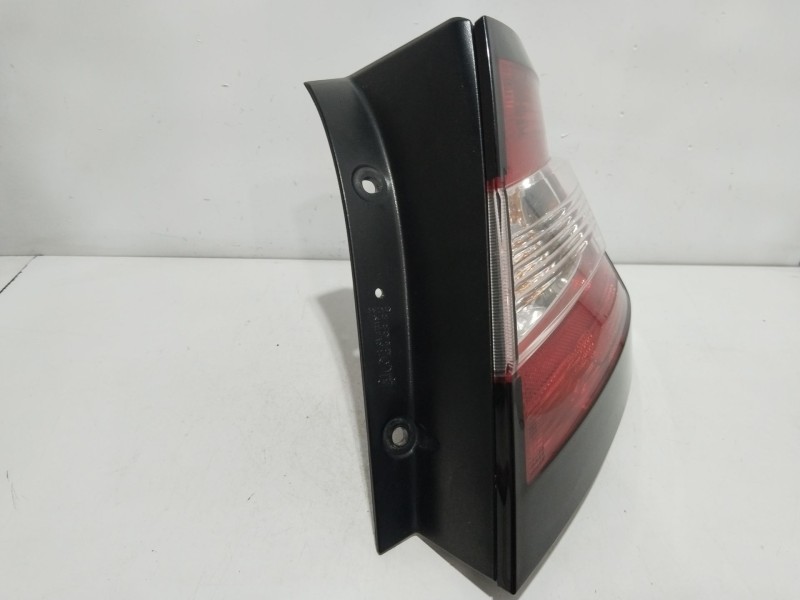 Recambio de piloto trasero derecho para skoda fabia iii (nj3) 1.0 referencia OEM IAM 6V6945096  