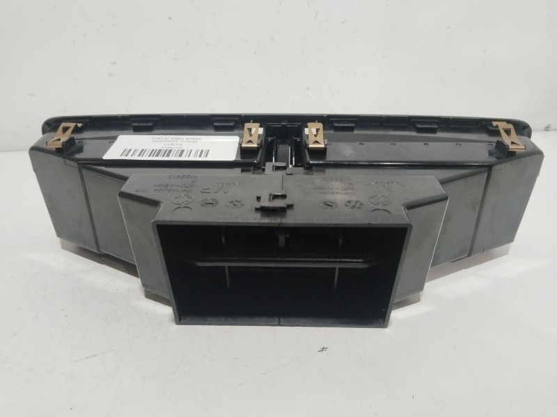 Recambio de rejilla aireadora para skoda fabia iii (nj3) 1.0 referencia OEM IAM W22613  