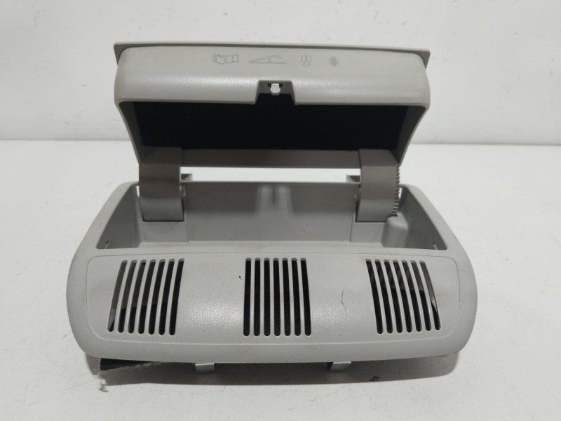 Recambio de guantera para skoda fabia iii (nj3) 1.0 referencia OEM IAM 5JA868565A  