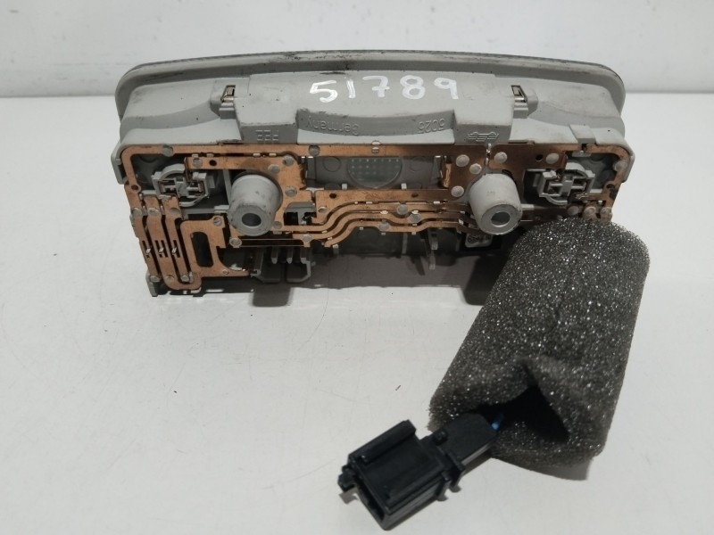 Recambio de luz interior delantera central para skoda fabia iii (nj3) 1.0 referencia OEM IAM 6Q0947105MY20  