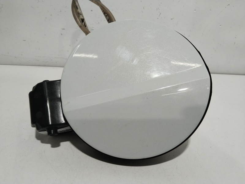 Recambio de tapa exterior combustible para skoda fabia iii (nj3) 1.0 referencia OEM IAM 6V6809857  