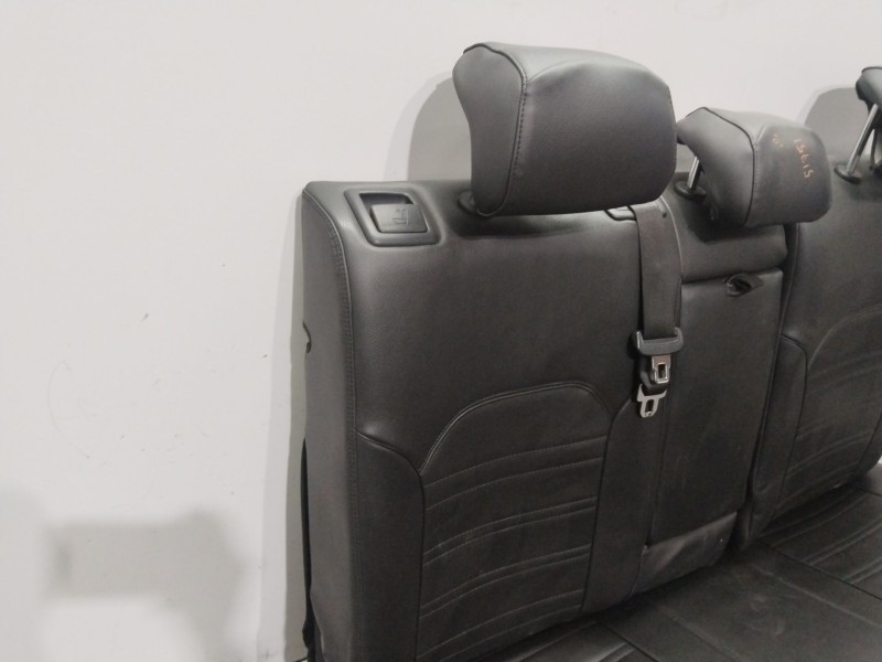 Recambio de asientos traseros para kia ceed tourer (cd) 1.6 crdi 136 referencia OEM IAM   