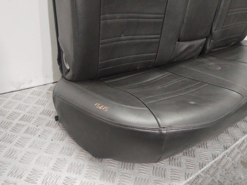 Recambio de asientos traseros para kia ceed tourer (cd) 1.6 crdi 136 referencia OEM IAM   