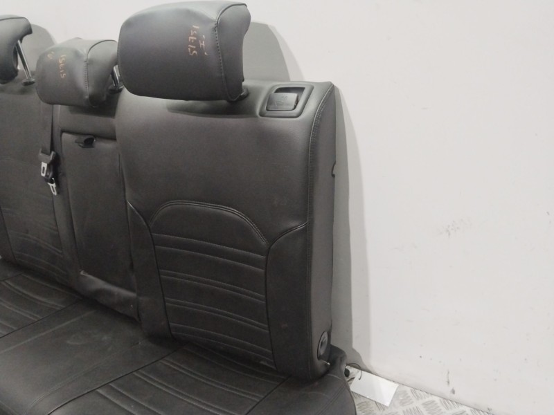 Recambio de asientos traseros para kia ceed tourer (cd) 1.6 crdi 136 referencia OEM IAM   