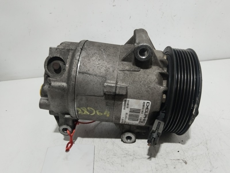 Recambio de compresor aire acondicionado para renault grand scenic jmk4 referencia OEM IAM 8200457418  