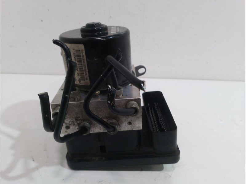 Recambio de abs para bmw serie 1 berlina (e81/e87) 120d referencia OEM IAM 3452677148701  
