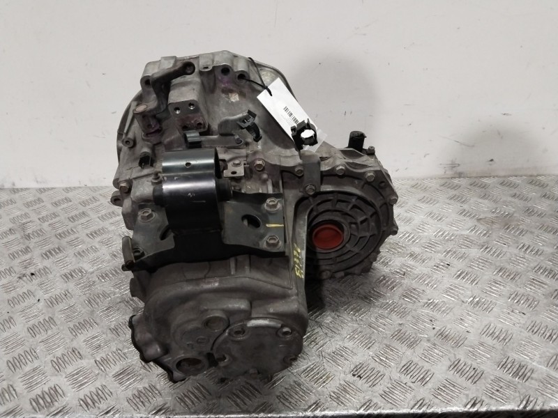 Recambio de caja cambios para nissan almera tino (v10) 1.8 referencia OEM IAM 321006J000   Recambio de caja cambios para nissan almera tino (v10) 1.8 referencia OEM IAM 321006J000
