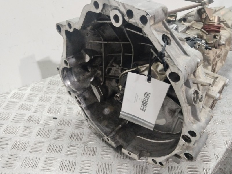 Recambio de caja cambios para audi a4 avant (8e) 1.8 t referencia OEM IAM GJW  