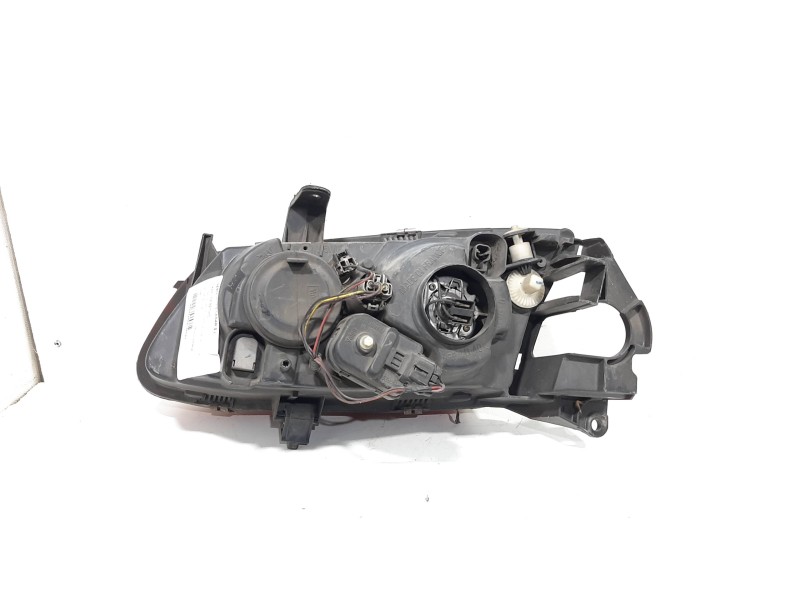 Recambio de faro derecho para kymco g-dink 125 grand dink 125i referencia OEM IAM   