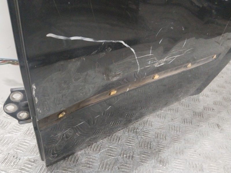 Recambio de puerta trasera izquierda para ssangyong kyron 2.0 xdi referencia OEM IAM 6301109A10  